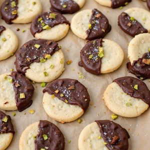 dark chocolate pistachio shortbread