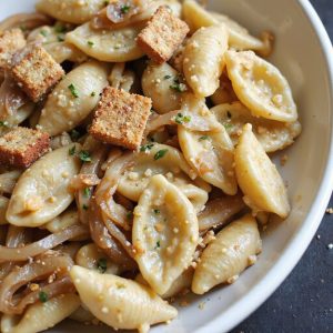 creamy french onion pasta